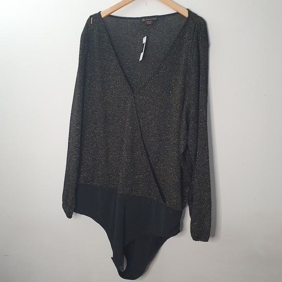 Love & Legend Metallic Long Sleeves Bodysuit - Picture 2 of 7